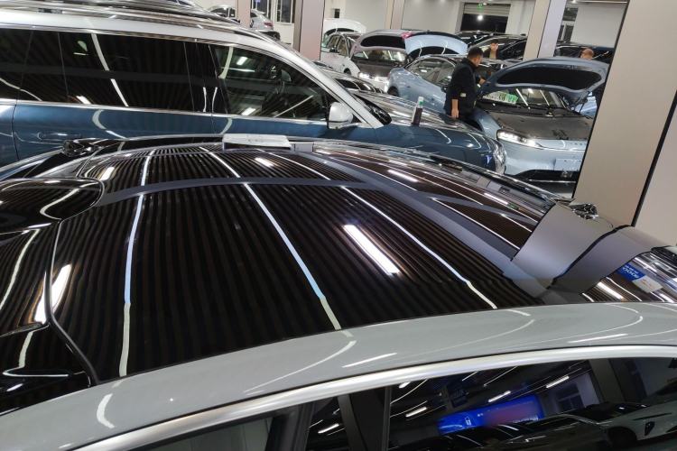 Used Nio ET5 2022 75 kWh Roof