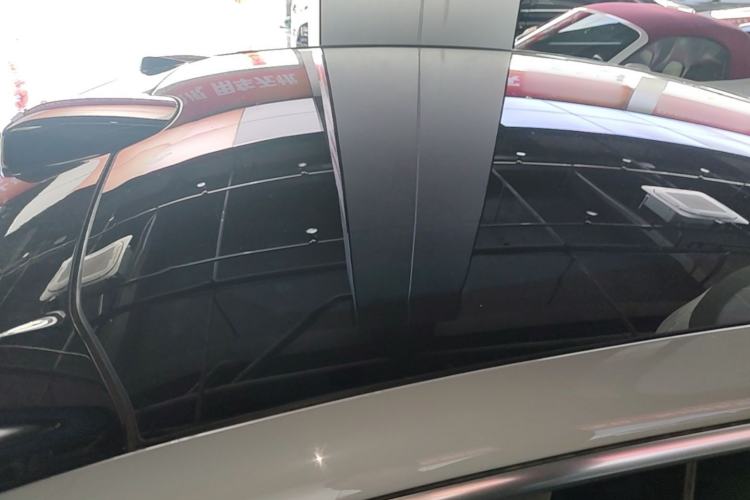 Used Nio ET5 2022 75 kWh Roof