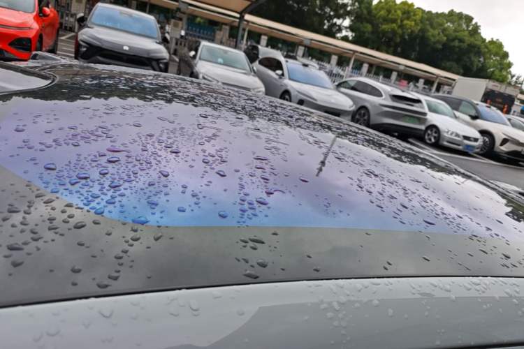 Used Nio ET5 2022 75 kWh Roof