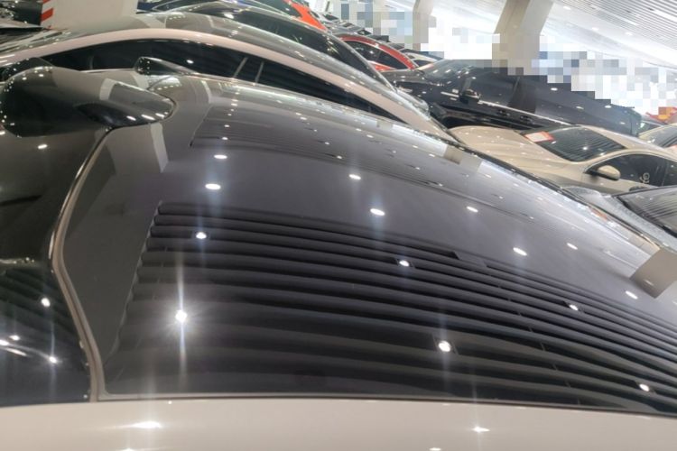 Used Nio ET5 2022 75 kWh Roof