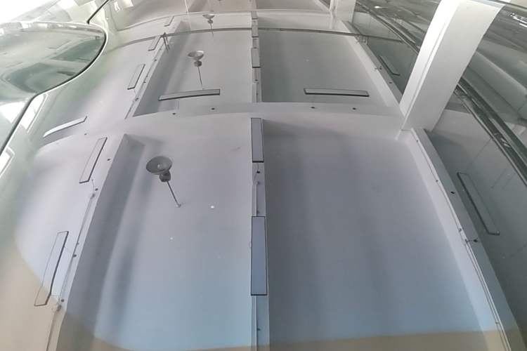Used Nio ET5 2022 75 kWh Roof