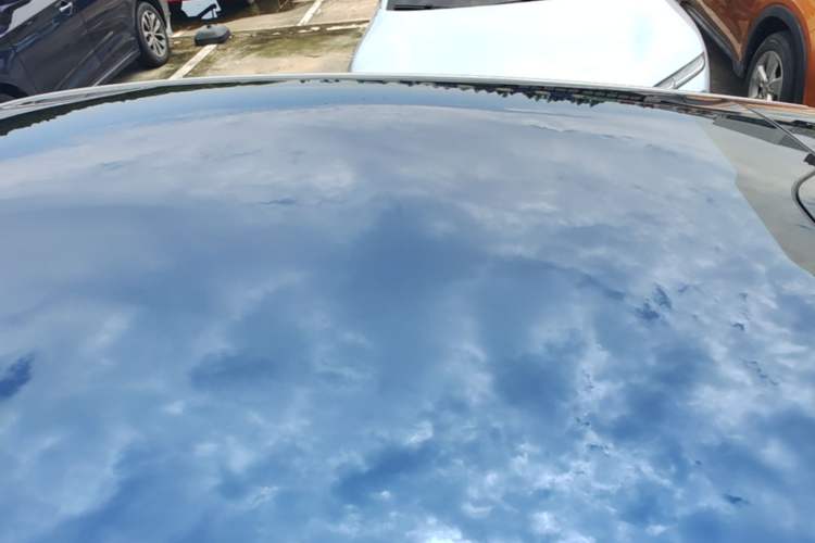 Used Nio ET5 2022 75 kWh Roof