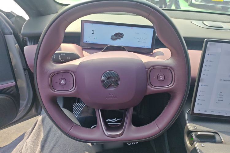 Used Nio ET5 2022 75 kWh Steering Wheel