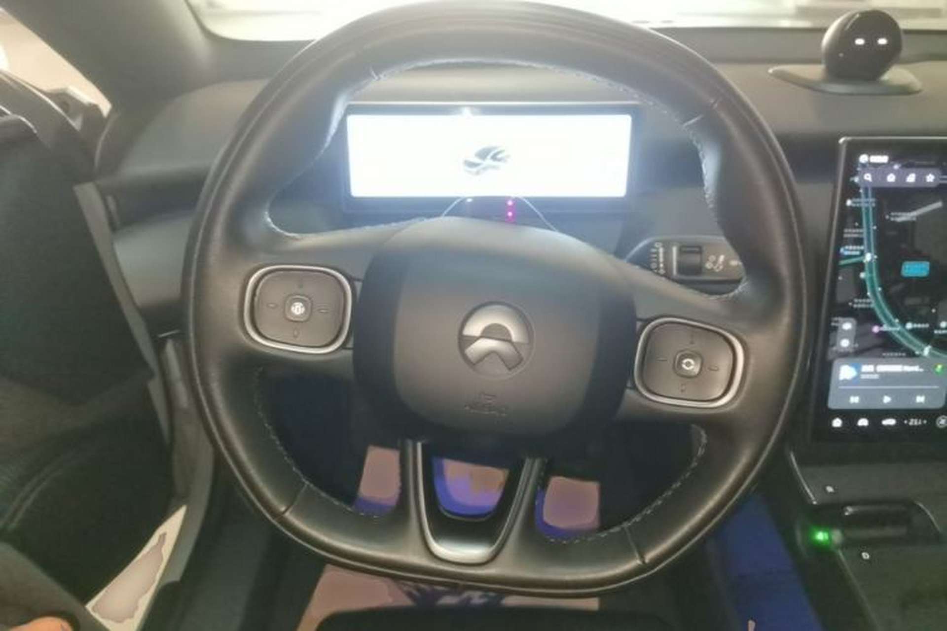 Used Nio ET5 2022 75 kWh Steering Wheel