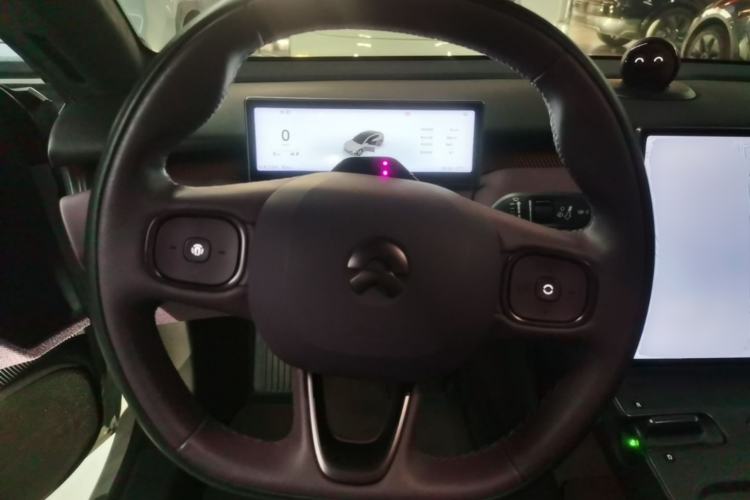 Used Nio ET5 2022 75 kWh Steering Wheel
