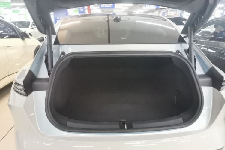 Used Nio ET5 2022 75 kWh Trunk