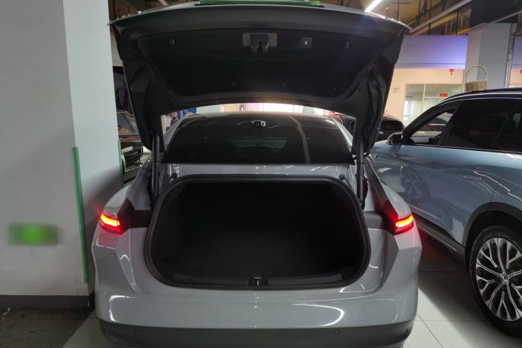Used Nio ET5 2022 75 kWh Trunk