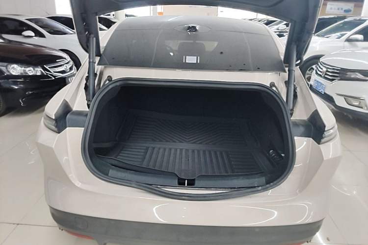 Used Nio ET5 2022 75 kWh Trunk