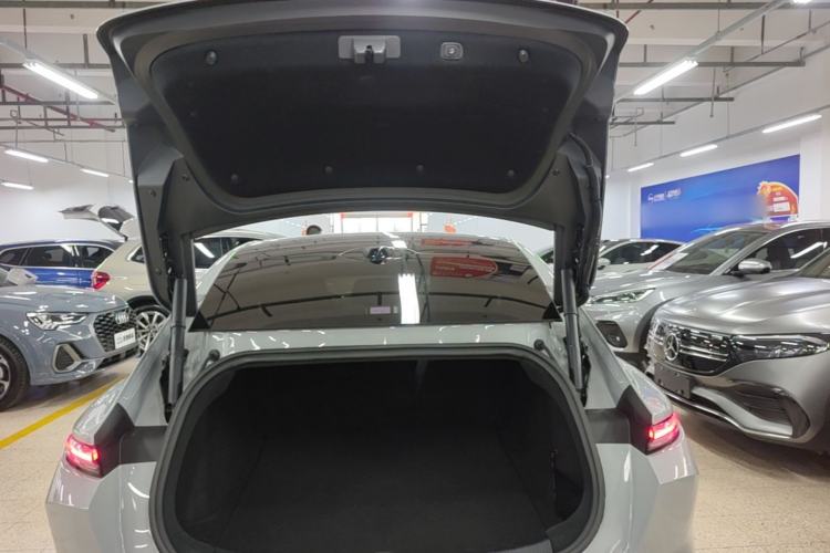 Used Nio ET5 2022 75 kWh Trunk