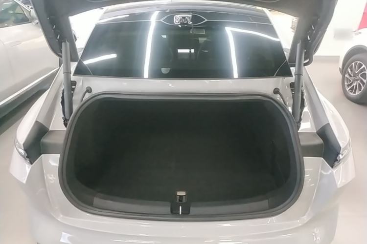 Used Nio ET5 2022 75 kWh Trunk