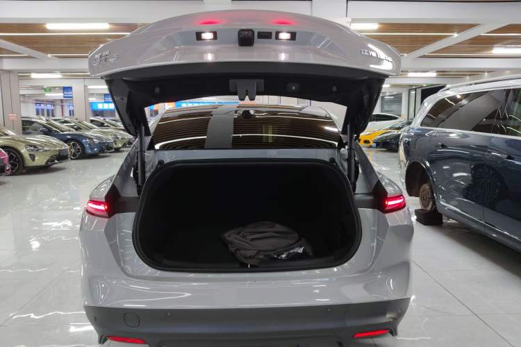 Used Nio ET5 2022 75 kWh Trunk