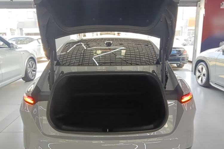 Used Nio ET5 2022 75 kWh Trunk