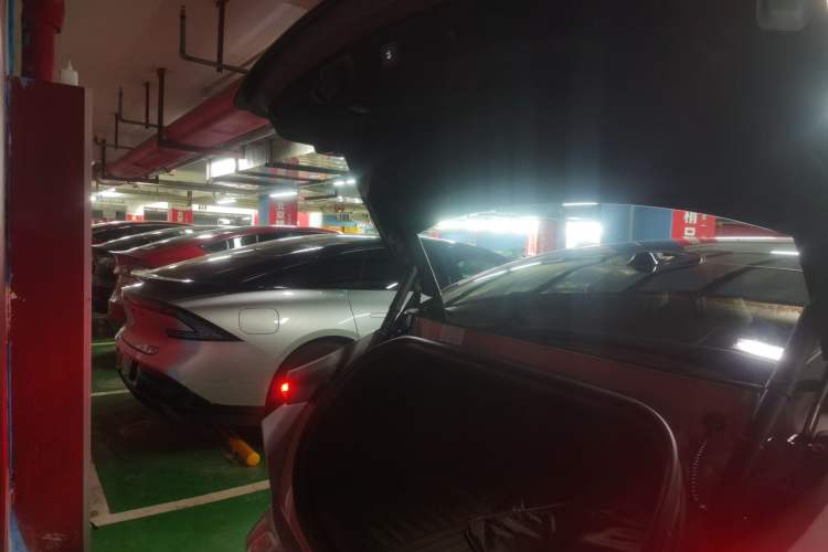 Used Nio ET5 2022 75 kWh Trunk