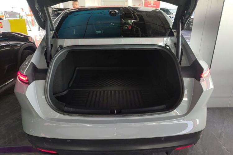 Used Nio ET5 2022 75 kWh Trunk