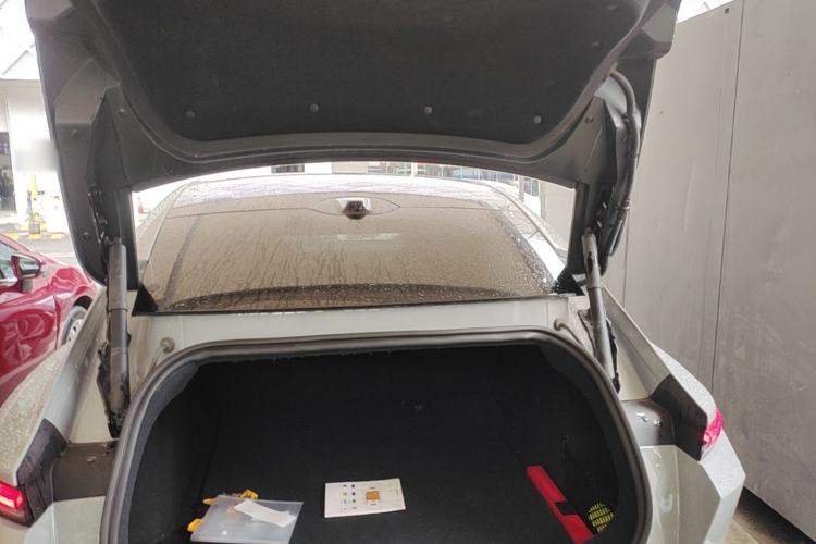 Used Nio ET5 2022 75 kWh Trunk
