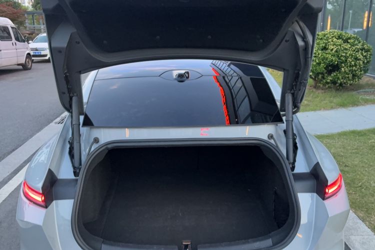 Used Nio ET5 2022 75 kWh Trunk