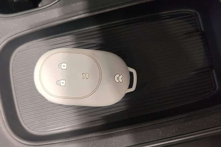 Used Nio ET5 2022 75 kWh Vehicle Key