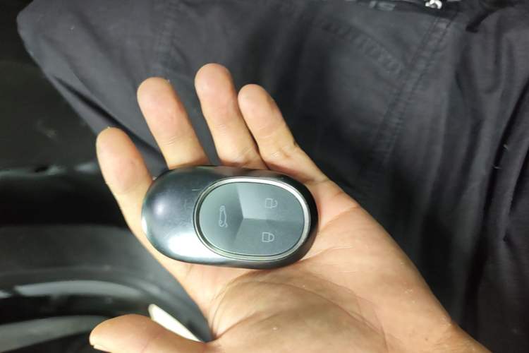 Used Nio ET5 2022 75 kWh Vehicle Key