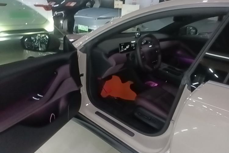 Used Nio ET5 2022 75 kWh Driver Seat