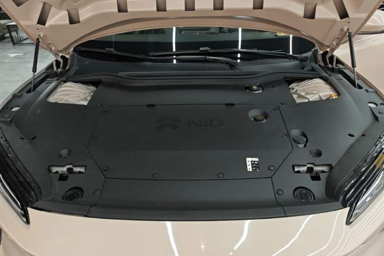 Used Nio ET5 2022 75 kWh Engine Bay