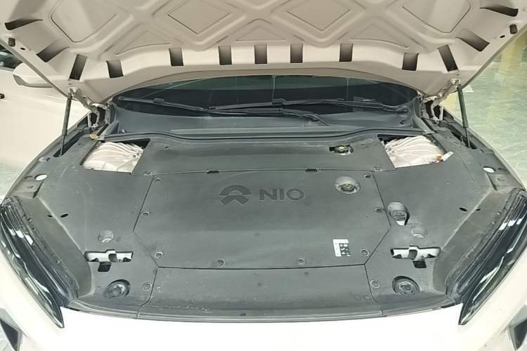 Used Nio ET5 2022 75 kWh Engine Bay