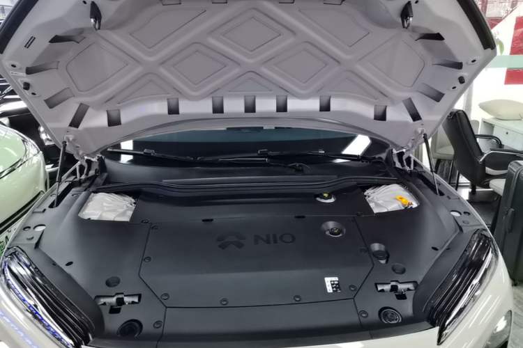 Used Nio ET5 2022 75 kWh Engine Bay