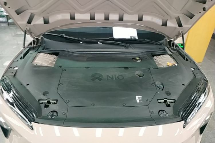 Used Nio ET5 2022 75 kWh Engine Bay