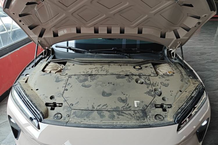 Used Nio ET5 2022 75 kWh Engine Bay