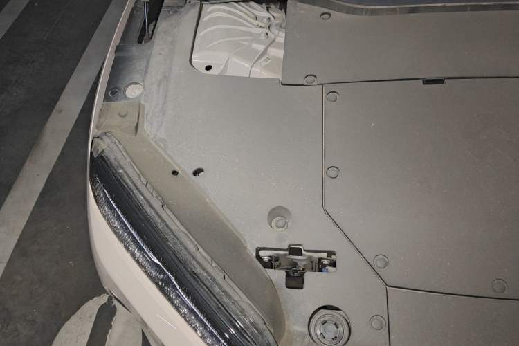 Used Nio ET5 2022 100 kWh Engine Bay Right