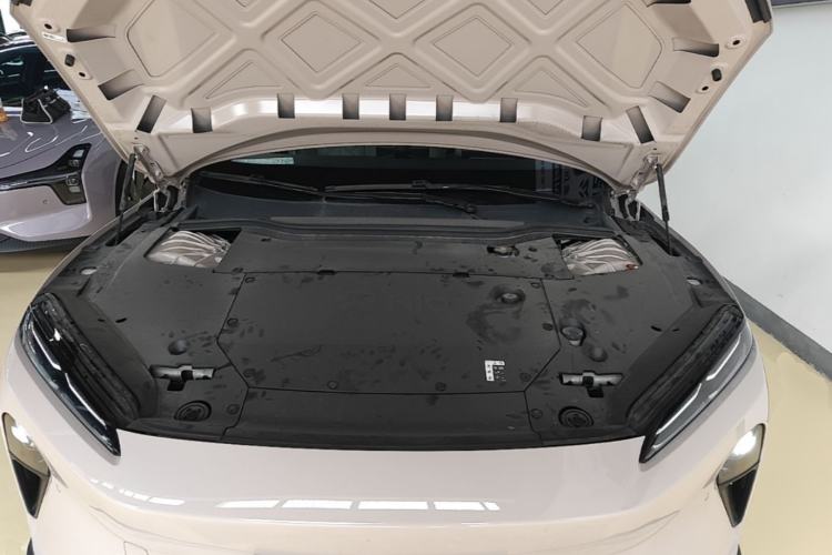 Used Nio ET5 2022 75 kWh Engine Bay