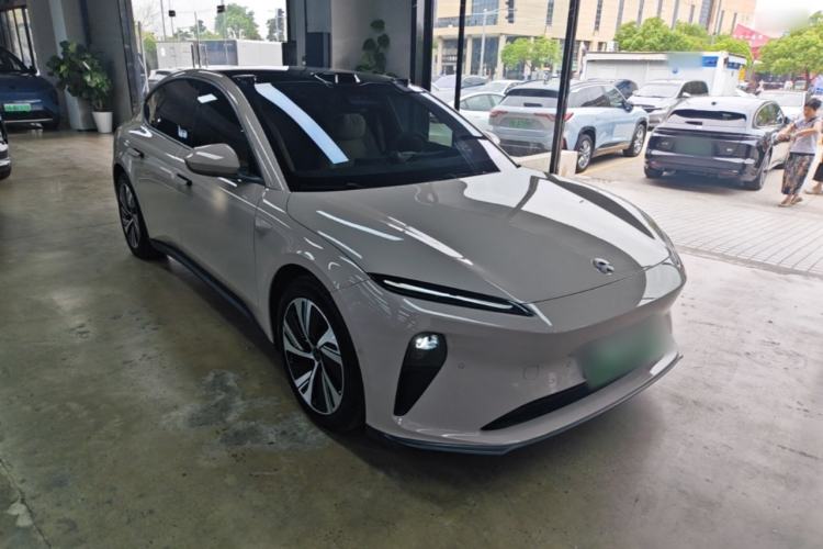 Used Nio ET5 2022 75 kWh Exterior 1