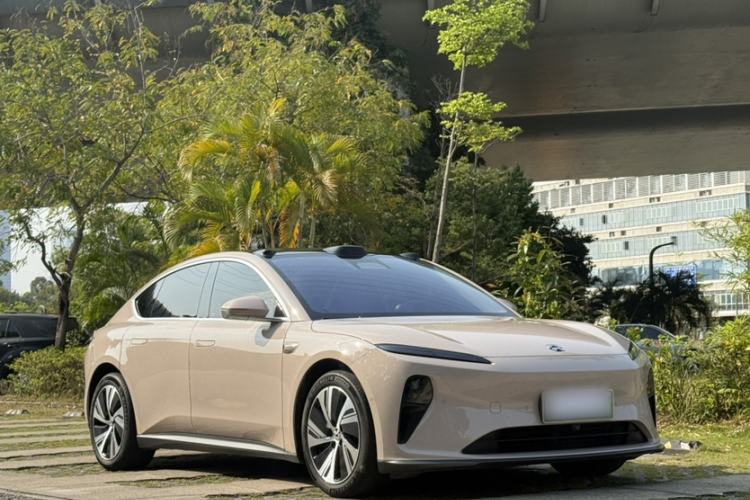 Used Nio ET5 2022 75 kWh Exterior 2