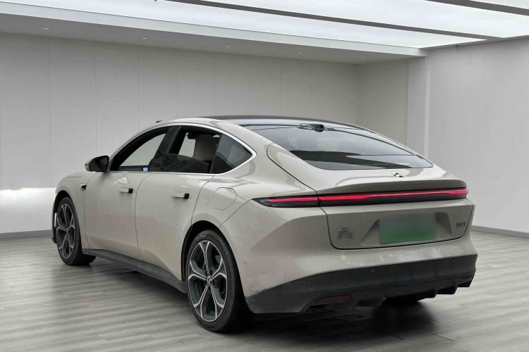 Used Nio ET5 2022 75 kWh Exterior 2