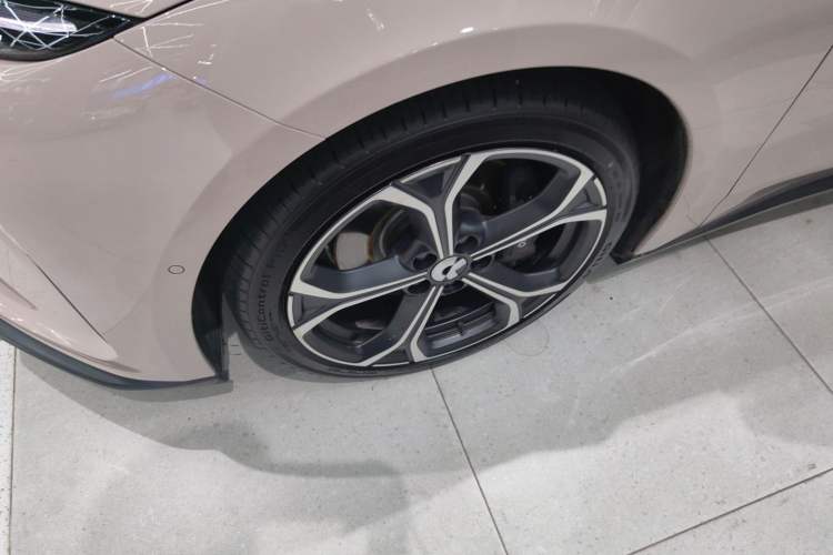 Used Nio ET5 2022 75 kWh Exterior 4