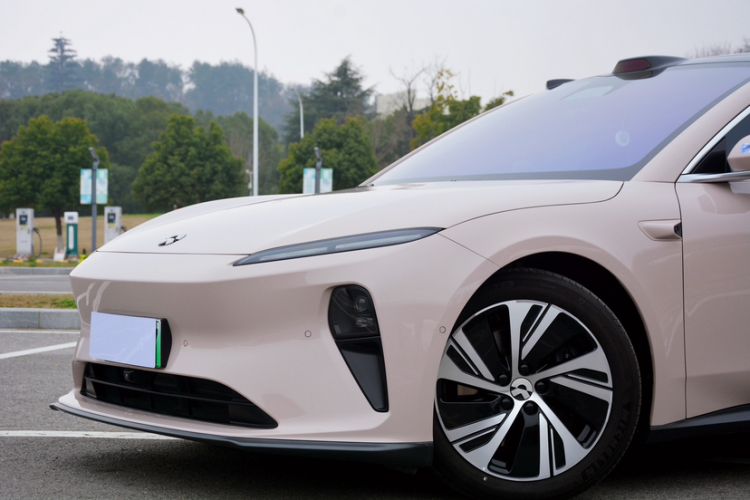 Used Nio ET5 2022 75 kWh Exterior 5
