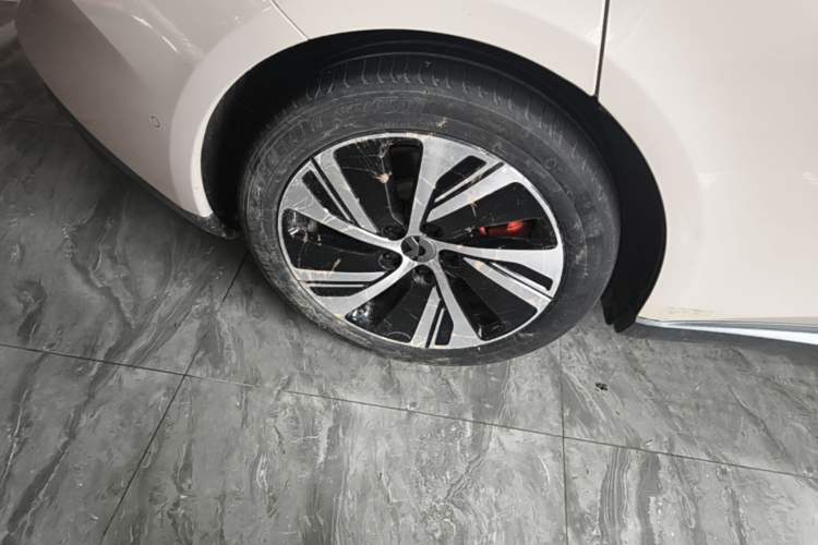 Used Nio ET5 2022 75 kWh Exterior 5