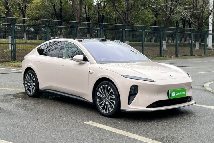 Used Nio ET5 2022 75 kWh Exterior 6
