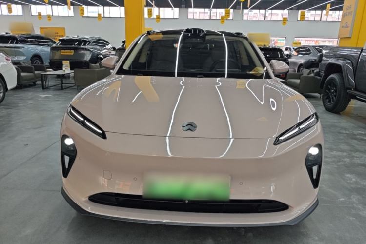 Used Nio ET5 2022 75 kWh Front