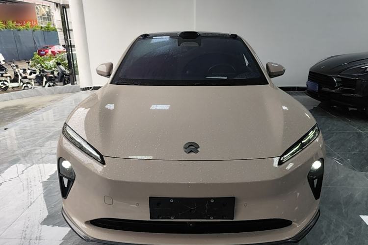 Used Nio ET5 2022 75 kWh Front