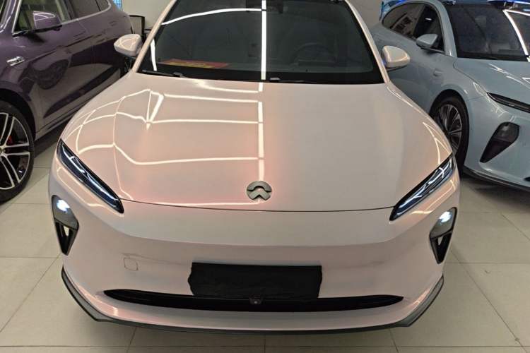 Used Nio ET5 2022 75 kWh Front