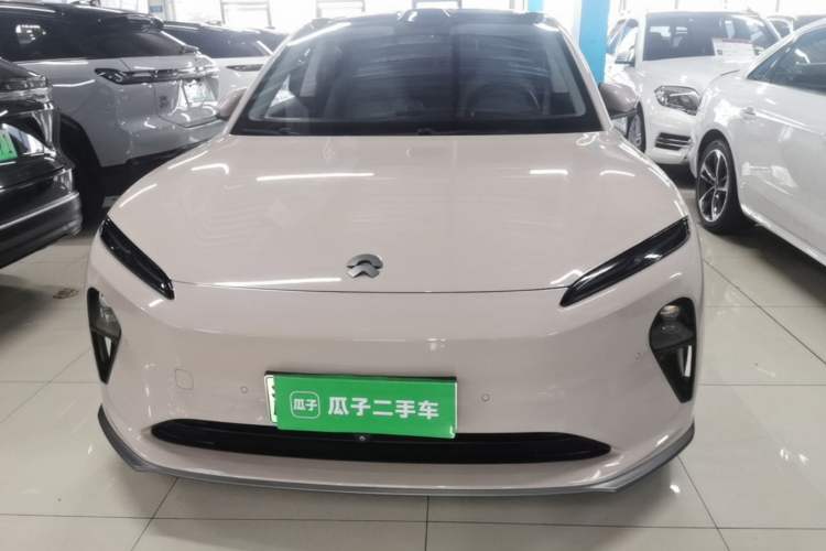 Used Nio ET5 2022 75 kWh Front