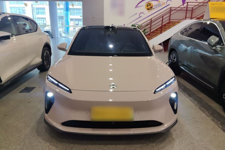 Used Nio ET5 2022 75 kWh Front