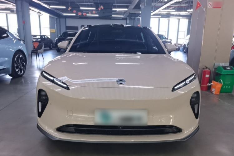 Used Nio ET5 2022 75 kWh Front
