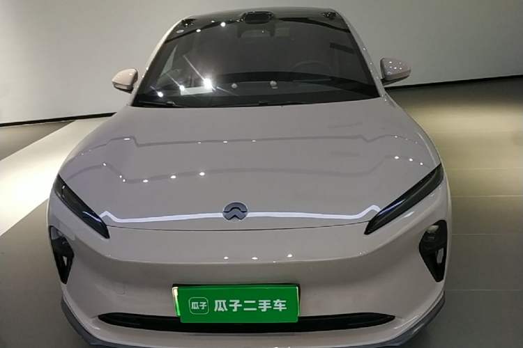 Used Nio ET5 2022 75 kWh Front