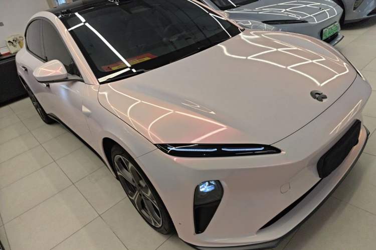 Used Nio ET5 2022 75 kWh Front Right 45 Deg