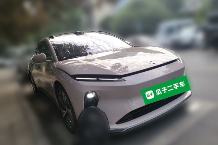 Used Nio ET5 2022 75 kWh Front Right 45 Deg
