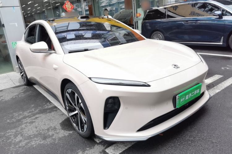 Used Nio ET5 2022 75 kWh Front Right 45 Deg