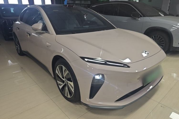 Used Nio ET5 2022 75 kWh Front Right 45 Deg