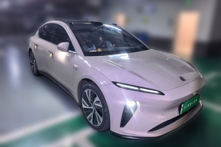 Used Nio ET5 2022 75 kWh Front Right 45 Deg