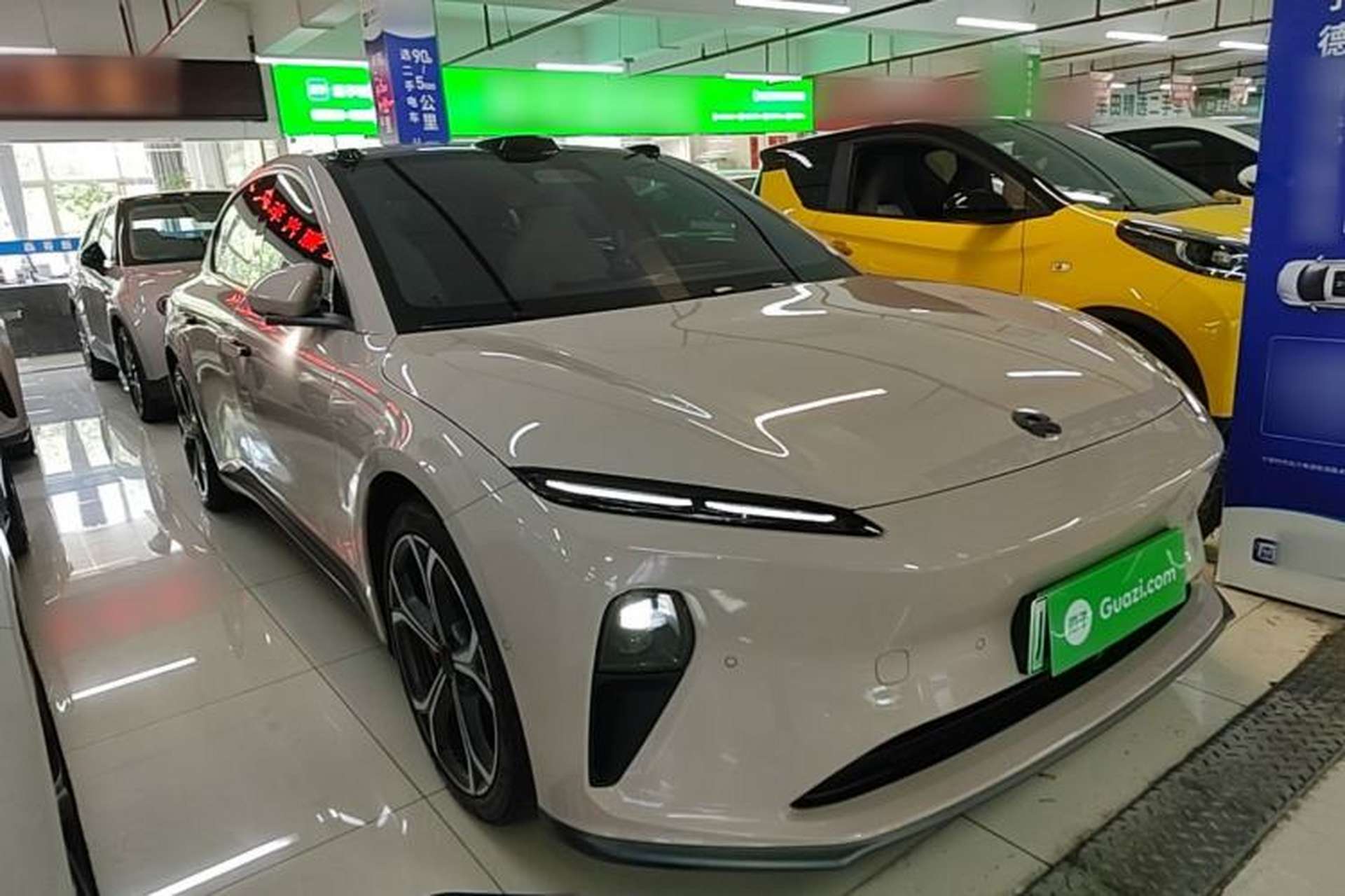 Used Nio ET5 2022 75 kWh Front Right 45 Deg